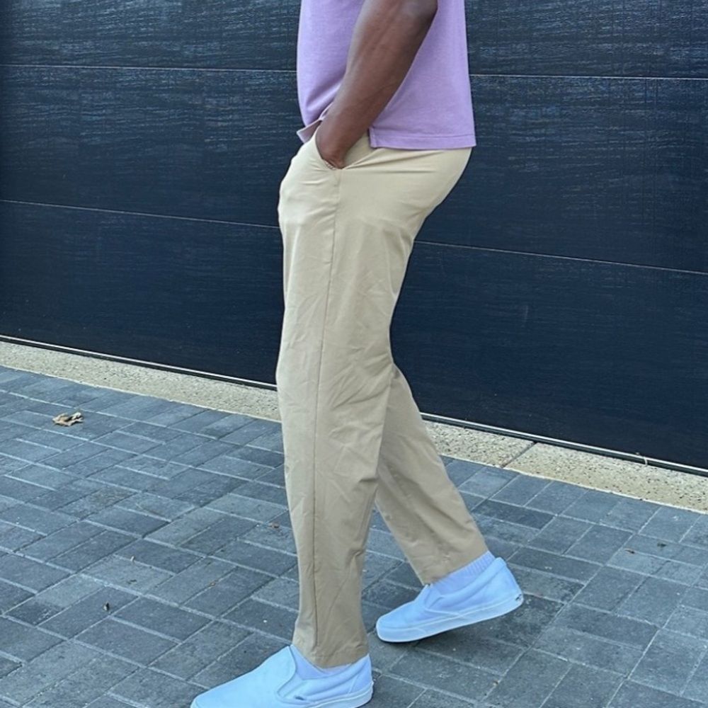 FABLETICS - The Only Pant (Classic Fit) in Dark Twill